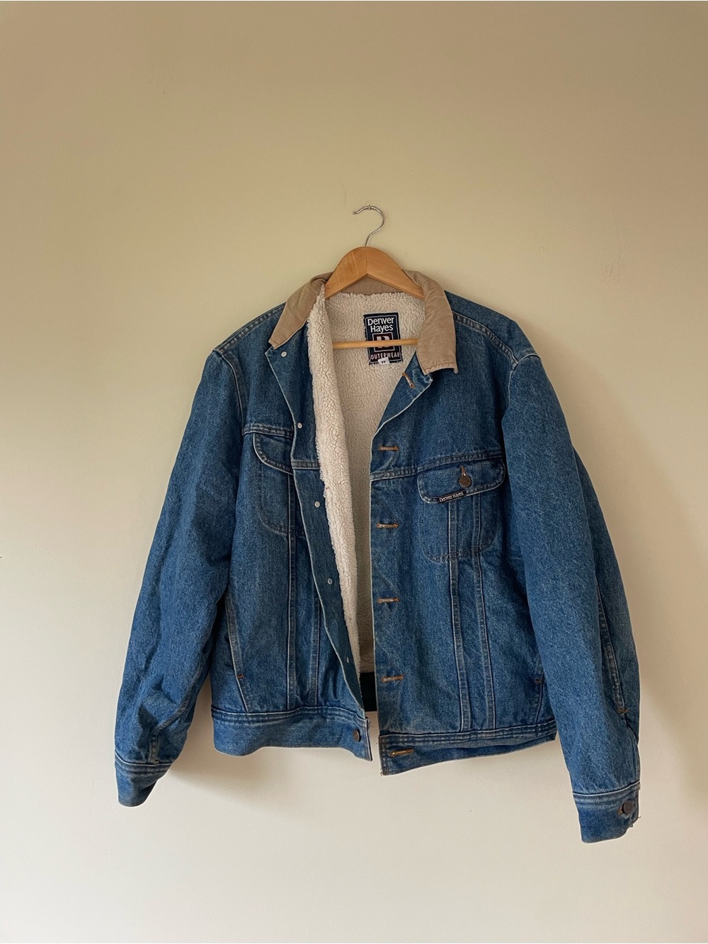 Vintage 90s Denver Hayes Blue Denim Jacket with Tan Collar and White Sherpa m